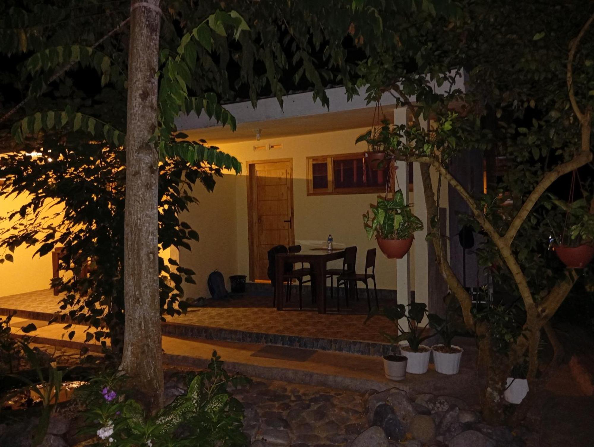 Rumah Kawan Senaru House Of Friend Eksteriør bilde